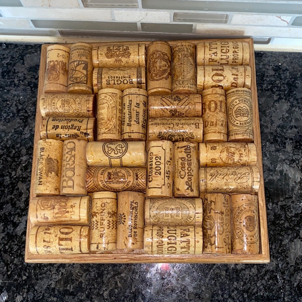 Cork board for pots or decoration